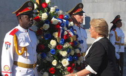 Chilean President Pays Tribute to Cuban National Hero